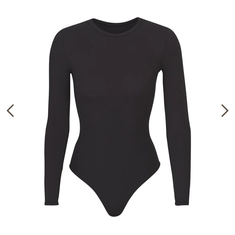 ❌SOLD❌ NWT FITS EVERYBODY LONG SLEEVE CREW NECK BODYSUIT | ONYX Large